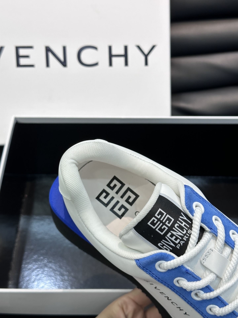 Givenchy Sneakers